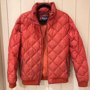 Patagonia Worn Wear Women’s Small Prow Bomber Jacket Quilted Down Roots Red 2017